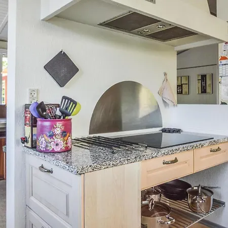 Three-bedroom In 펜션