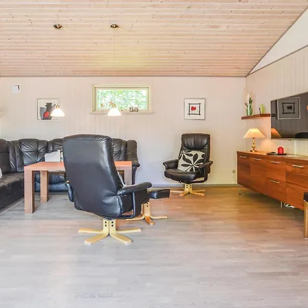 Three-bedroom In *
