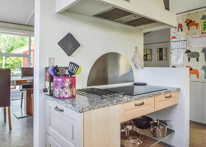 Three-bedroom In Holiday home