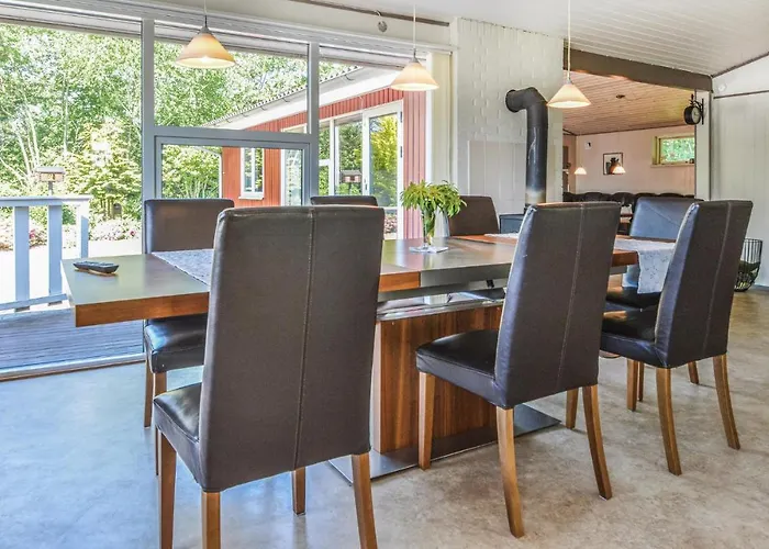 Holiday home Three-bedroom In Hemmet