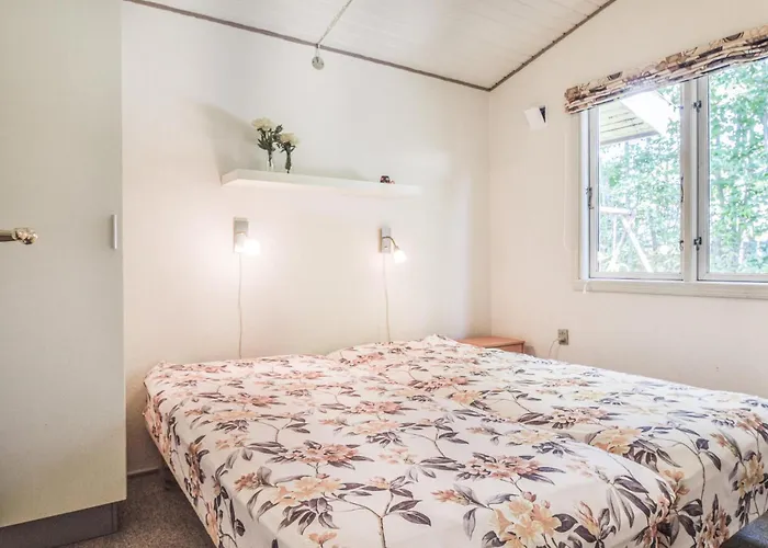 Holiday home Three-bedroom In Hemmet